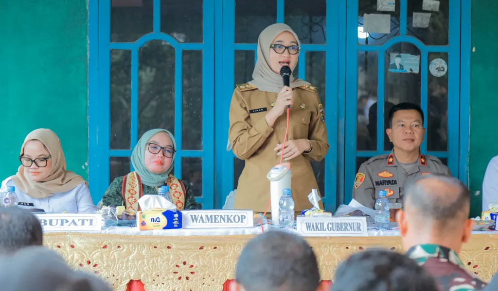 Wagub Jihan Nurlela Dampingi Kunjungan Wamen Koperasi Farida Farichah