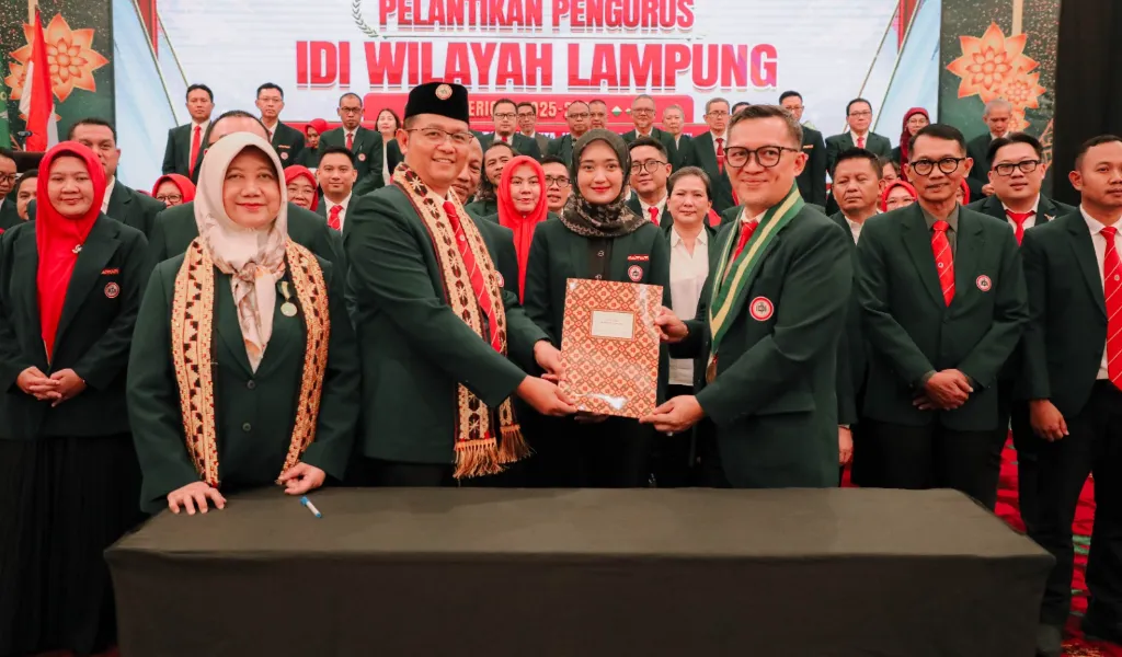 Wagub Jihan Nurlela Hadiri Pelantikan Ketua IDI Lampung Josi Harnos Periode 2025–2028